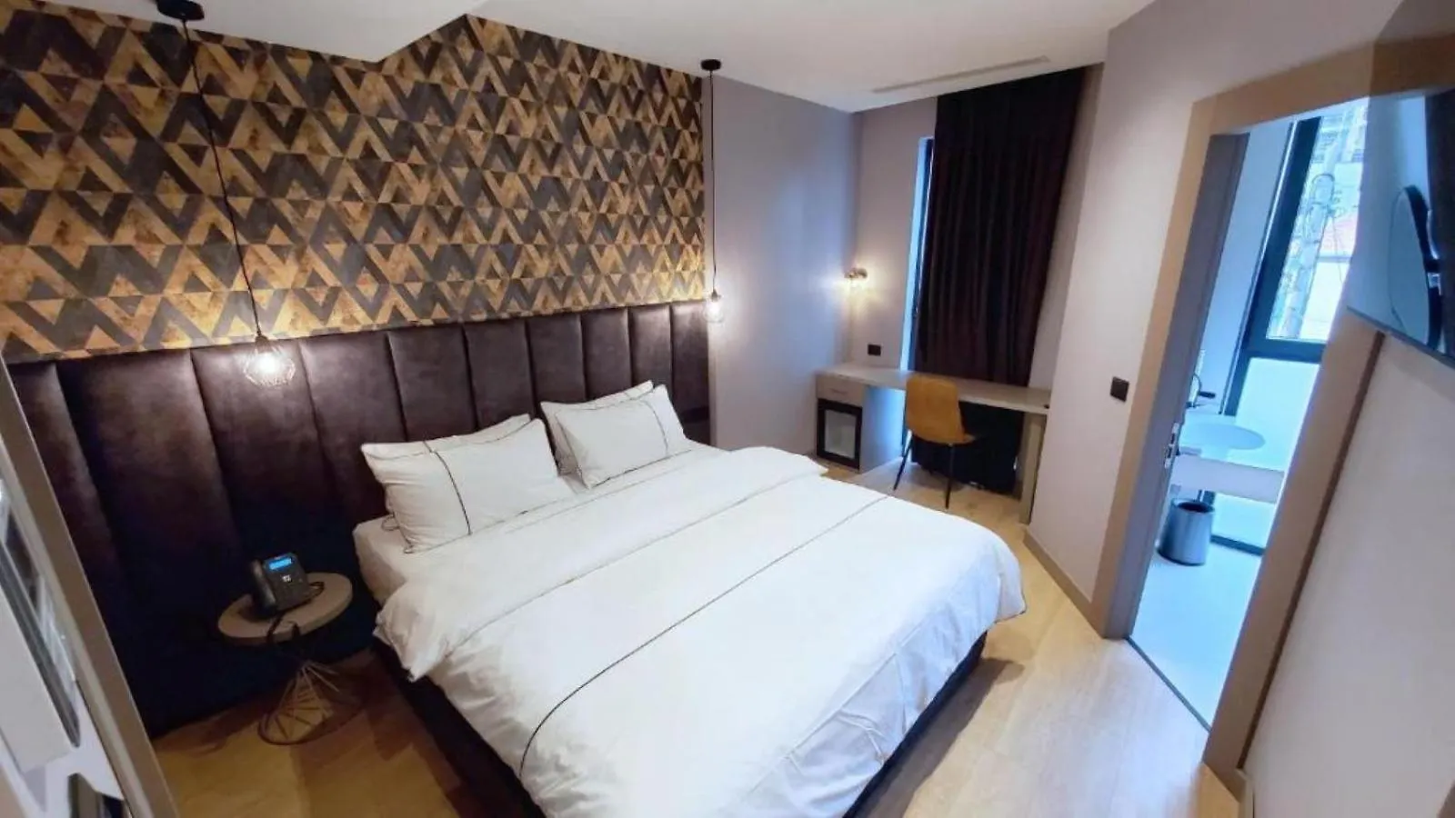 Starlight Hotel Tirana 4*,  Albanie