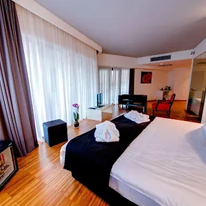 Sarroglia 4* Bucarest