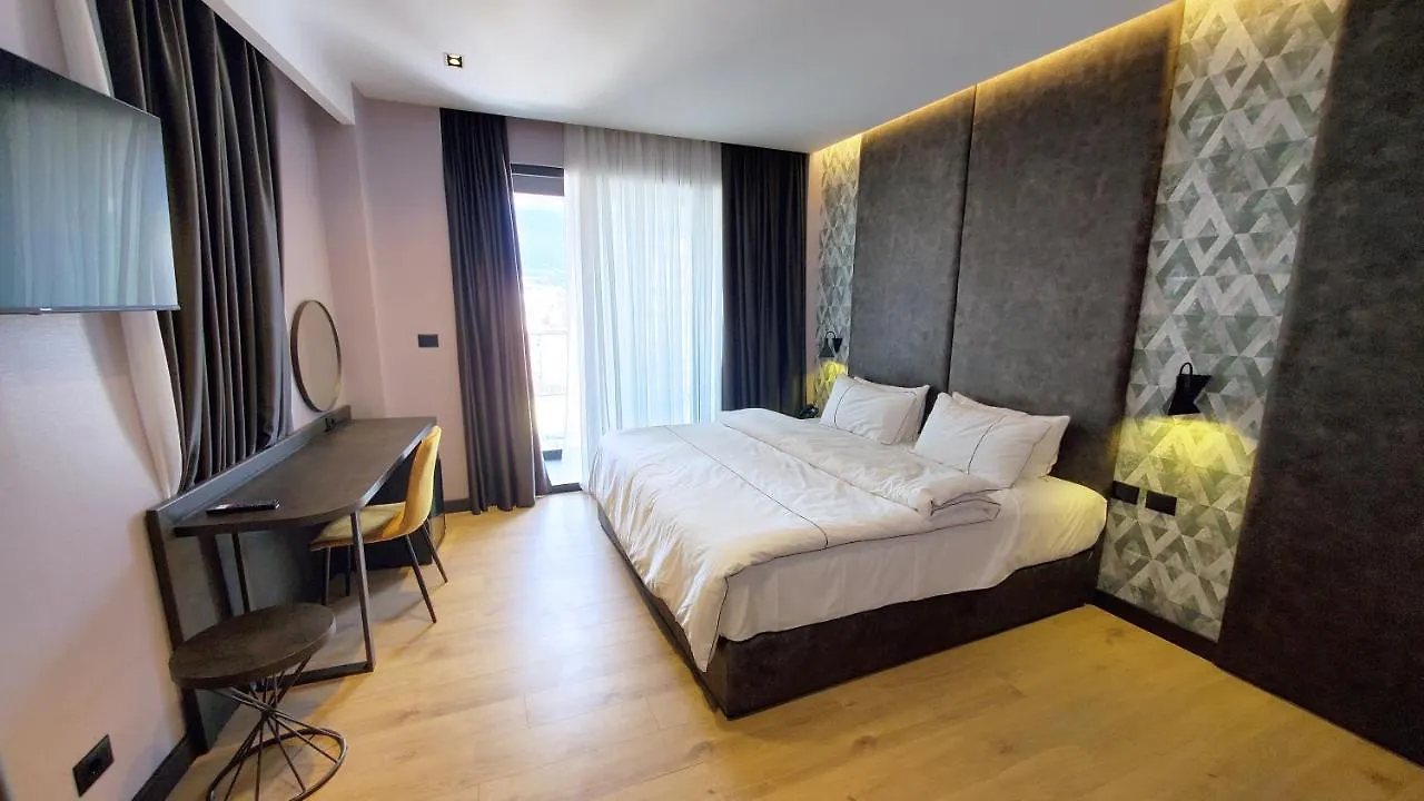 Starlight Hotel Tirana